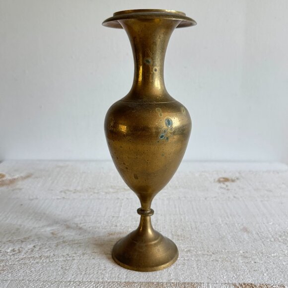 Vintage Brass Vase with Simple Detailing - Made in India - Picture 1 of 10